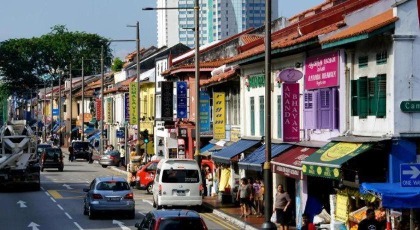 Aqueen Heritage Hotel Little India Singapore Bagian luar foto