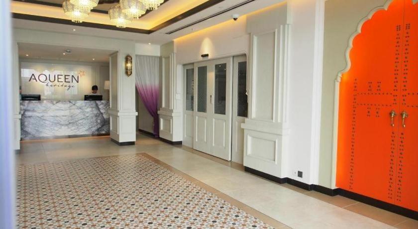 Aqueen Heritage Hotel Little India Singapore Bagian luar foto