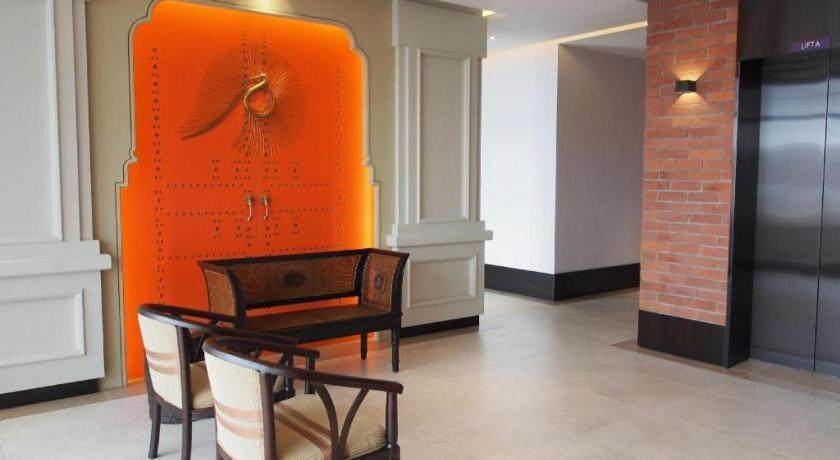 Aqueen Heritage Hotel Little India Singapore Bagian luar foto